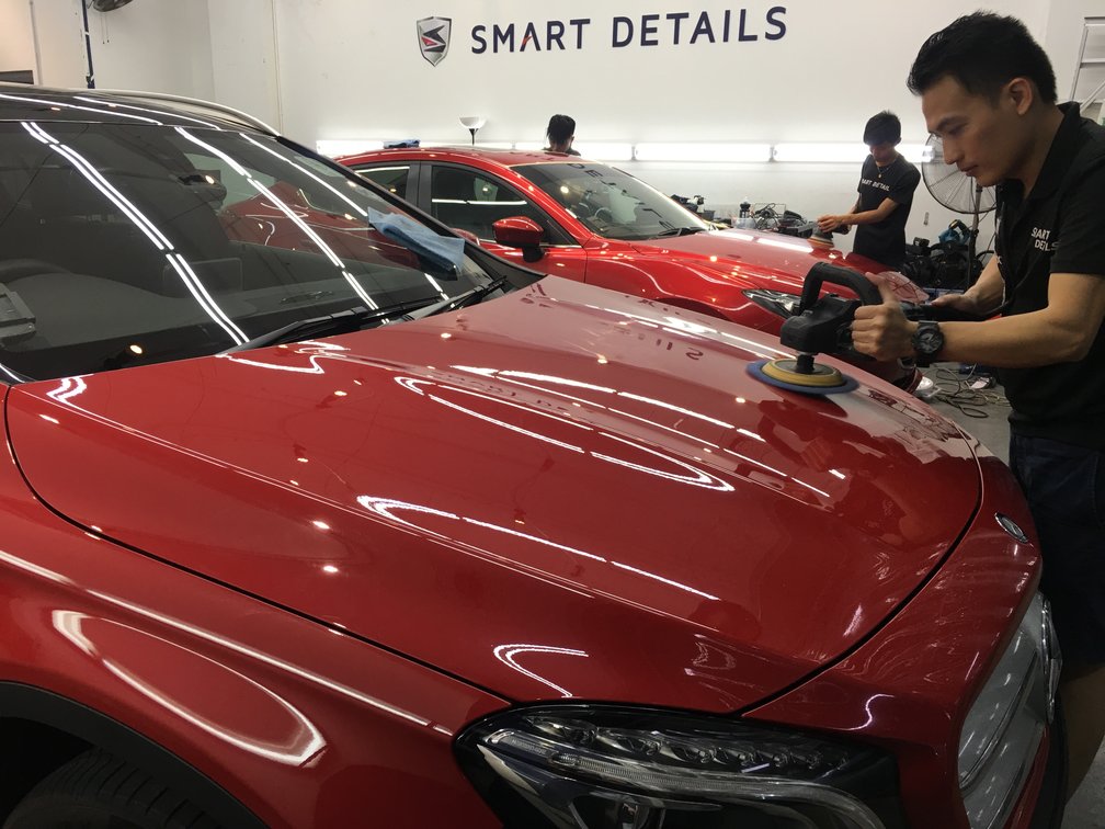 Smart Details car detailer team